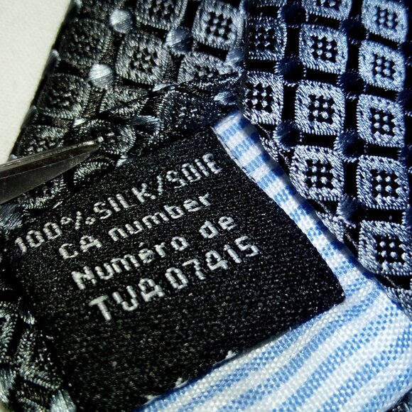 SONDERGAARD Copenhagen Classic 100% Silk Tie in Micro-dot Pattern - Picture 5 of 5